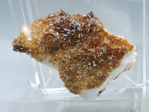 Arsenic-bearing vanadinite / endlichite from Mexico – thumbnail