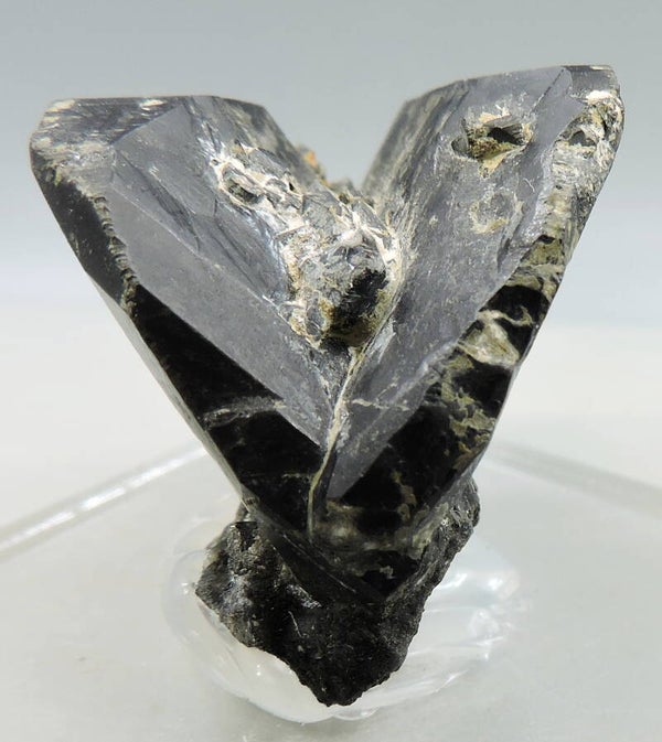 Ferberite butterfly twin from Bolivia – thumbnail