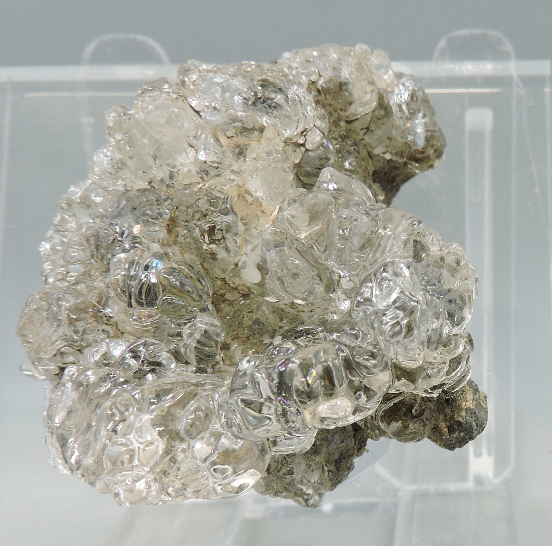 Hyalite / Opal-AN from the Czech Republic – fluorescent - miniature