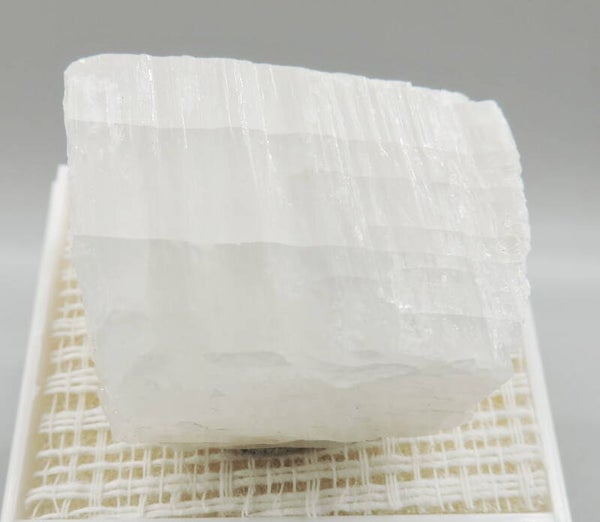 Inyoite from Turkey – thumbnail