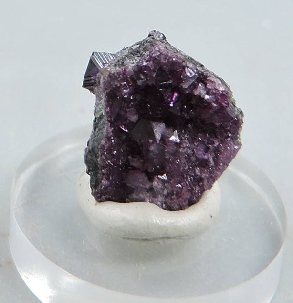 Chromium bearing clinochlore / kammerite from Turkey – thumbnail