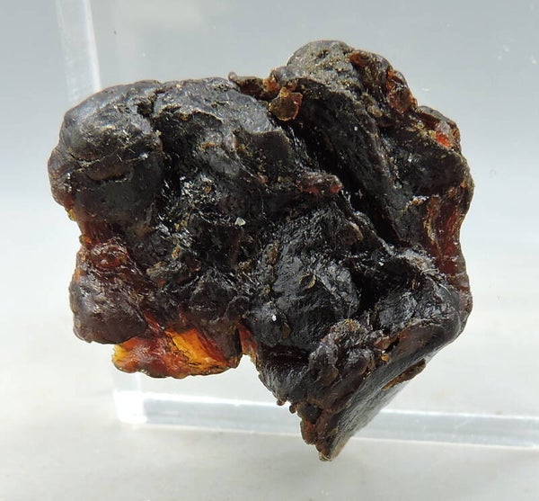 Ozocerite from the Ukraine – thumbnail