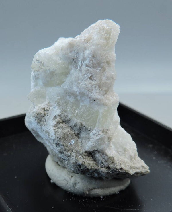 Pinnoite from Kazakhstan – thumbnail