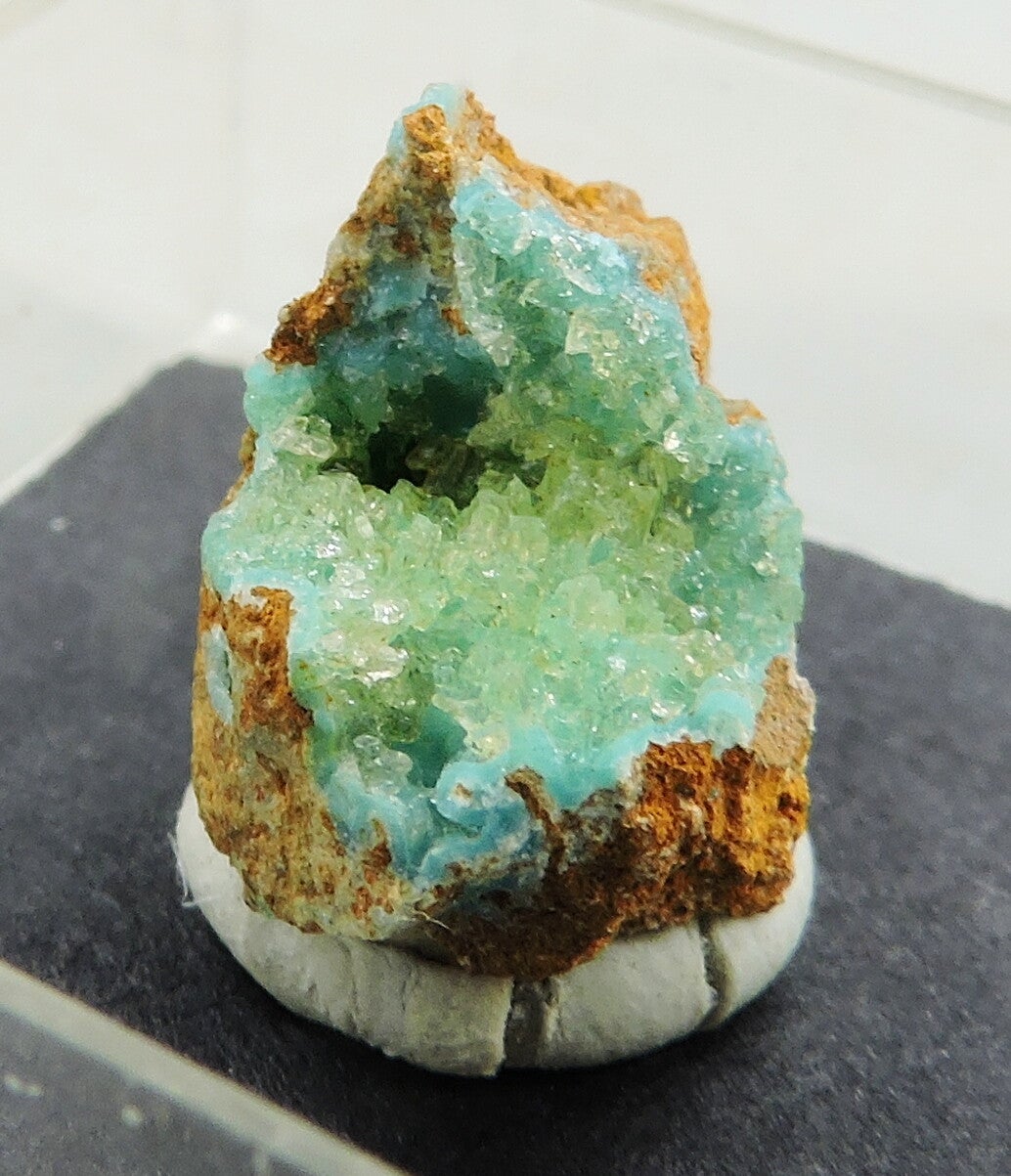 Senegalite on turqoise from Senegal – type locality – thumbnail