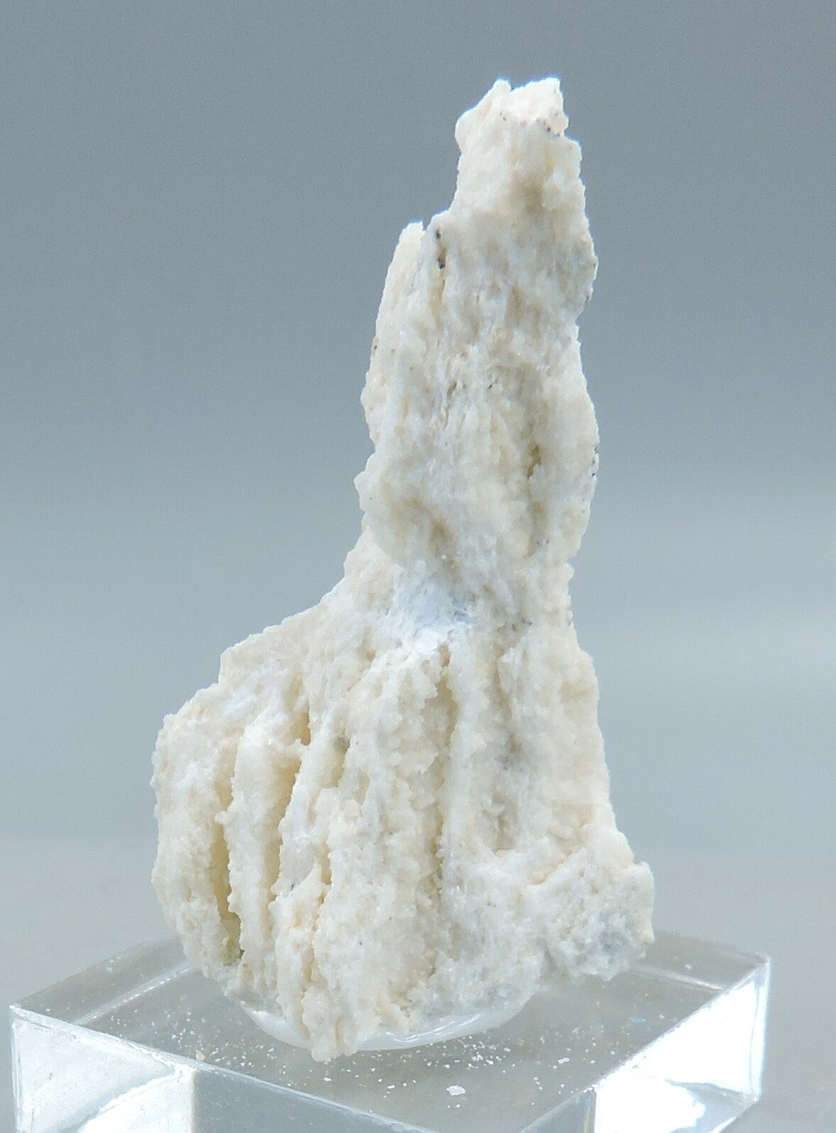 Spadaite from Utah, USA – thumbnail