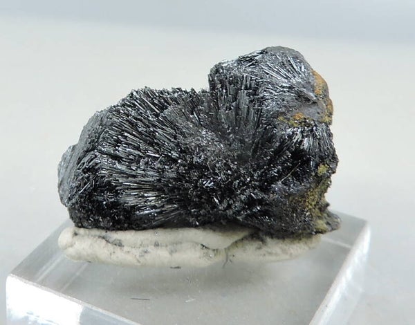 Stibnite from Romania – thumbnail