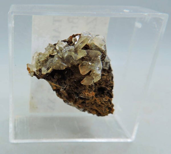 Tarbuttite from Zambia – thumbnail
