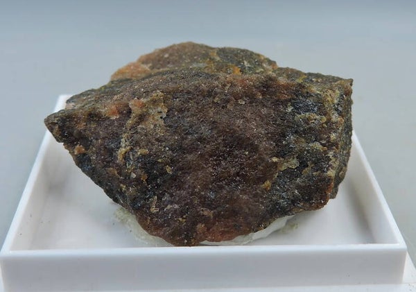 Tilasite TL with svabite from Sweden – fluorescent - miniature