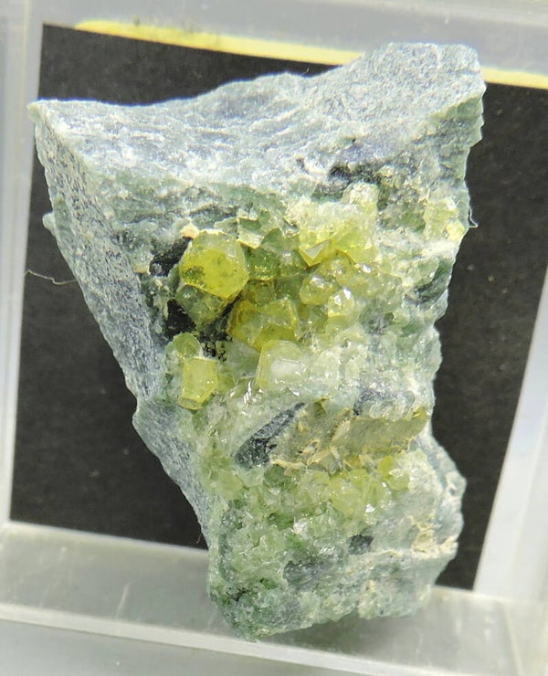 Andradite var. topazolite from Germany – thumbnail