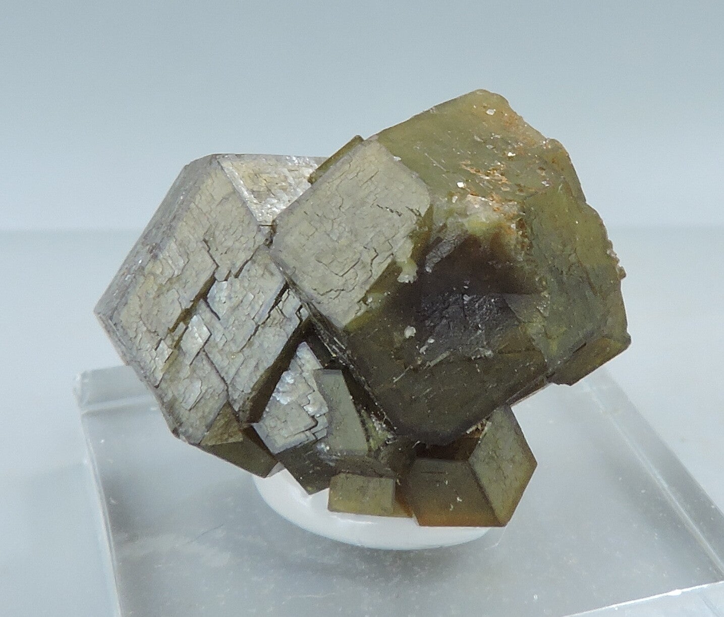 Andradite var. topalozite from Arizona, USA – thumbnail