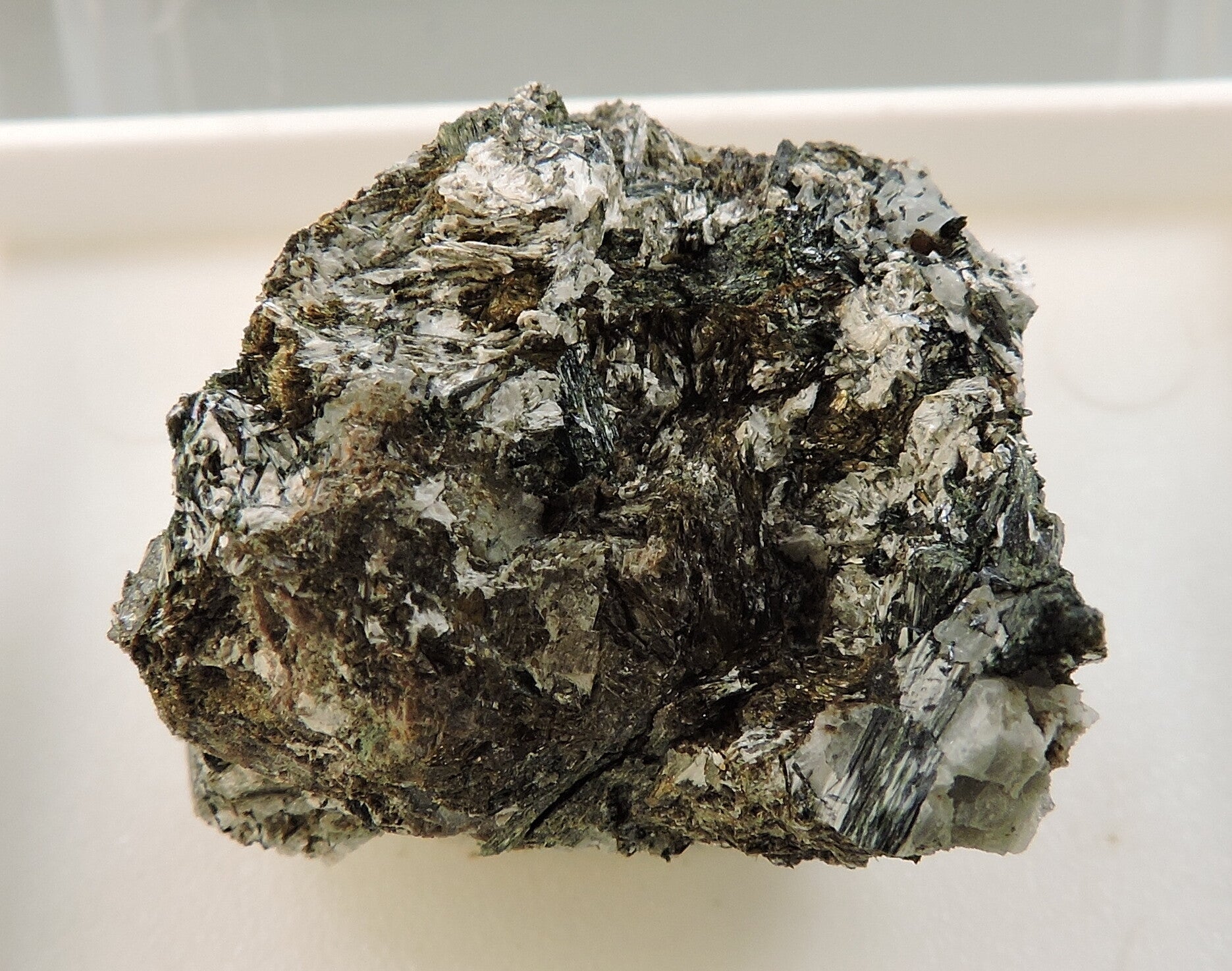 Vinogradovite on matrix from Russia – thumbnail