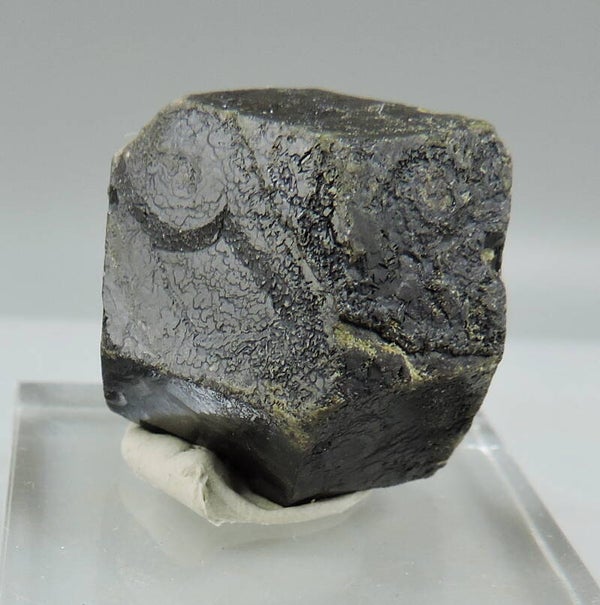 Wiluite (type locality) from Russia – thumbnail