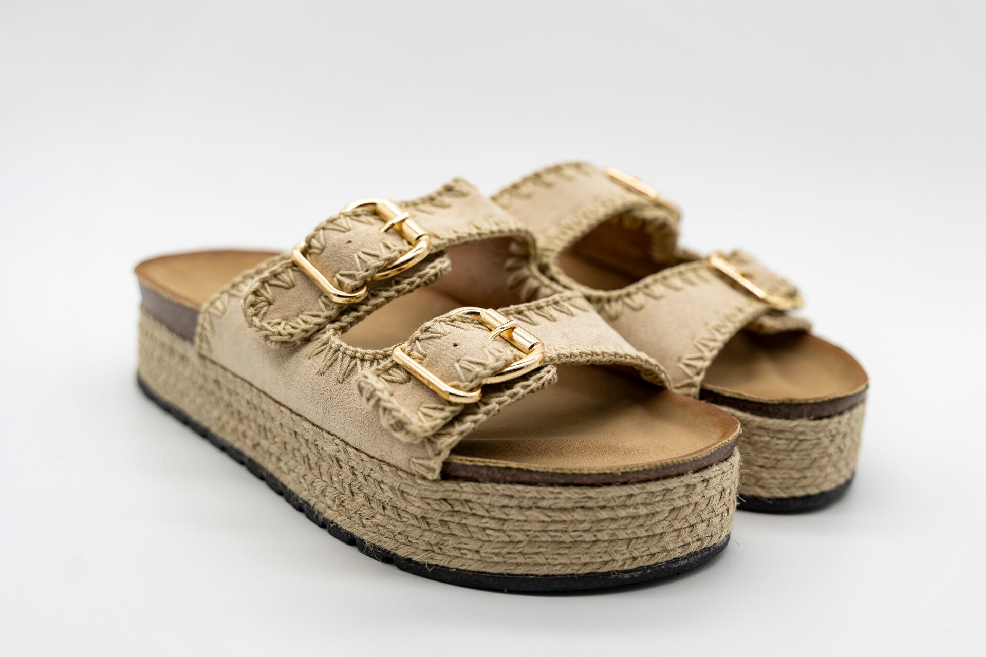 PANTOLETTE MELINA - mit goldenen Schnallen