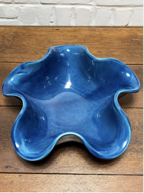 Jean Bertrand Biot France – Handgemaakte Keramische Schaal / Vide-Poche – Organische Vorm – Vibrant Blauw