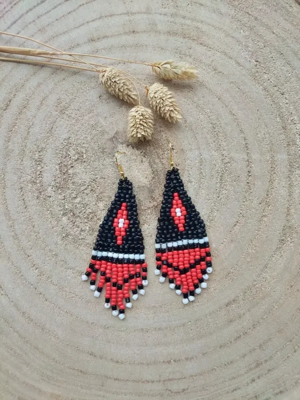 Boucles d'Oreilles Ethniques en Perles Tissées