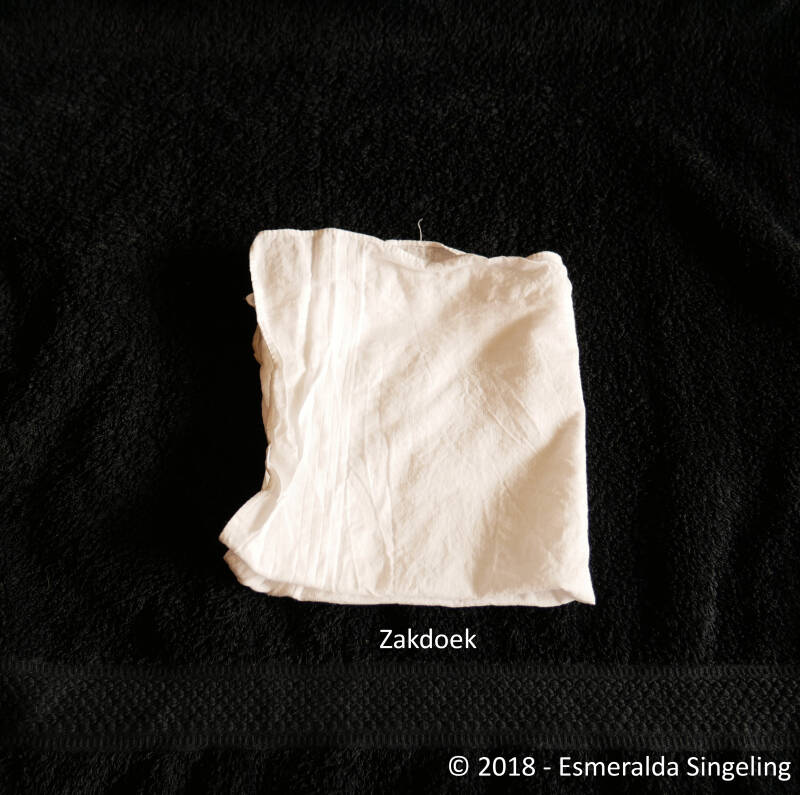 Een zakdoek om over hen heen te leggen.