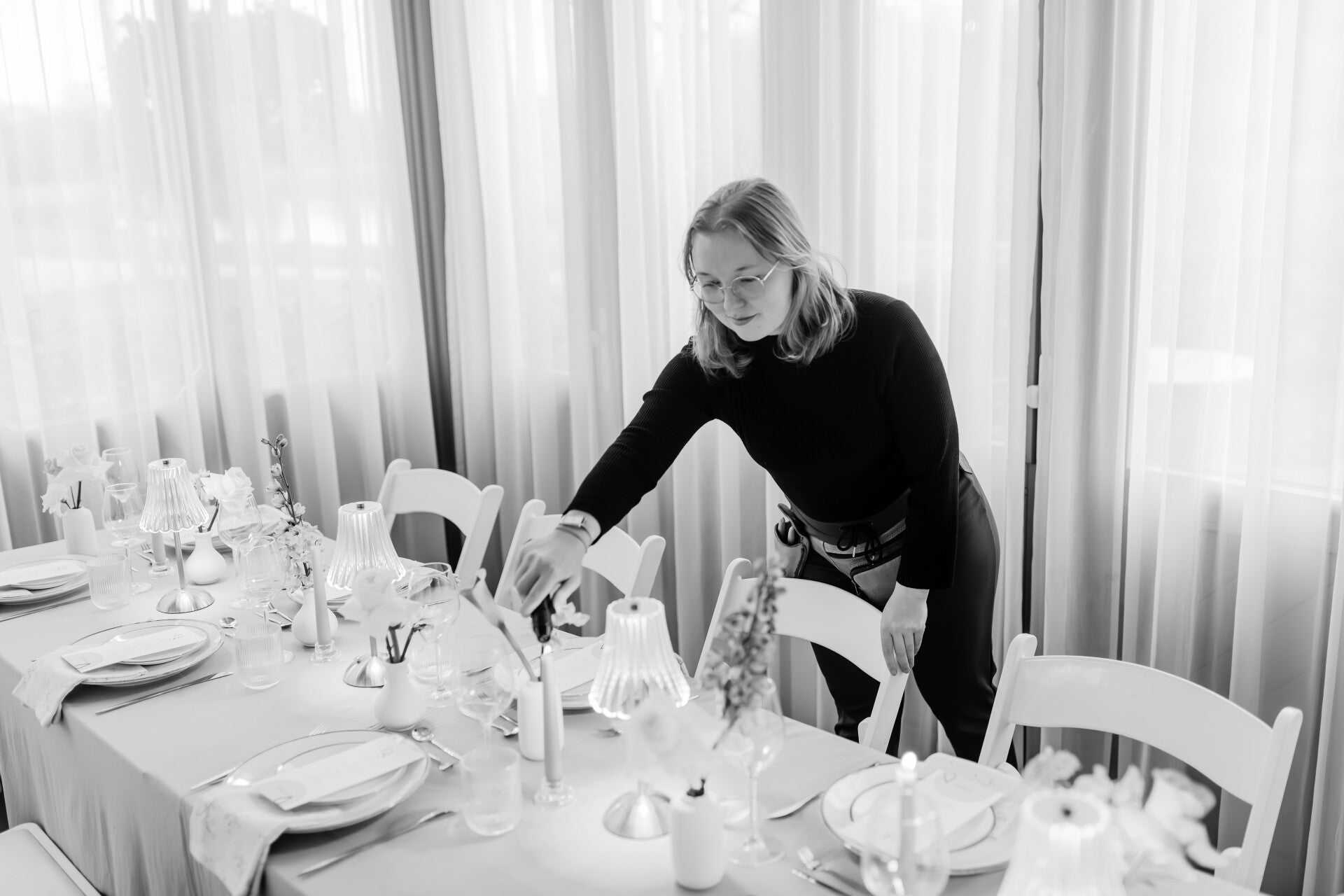 Weddingplanner coördineert de trouwdag achter de schermen.
