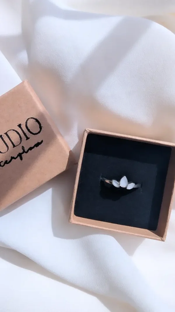 Engraved Breastmilk Trio ring - Sterling Silver
