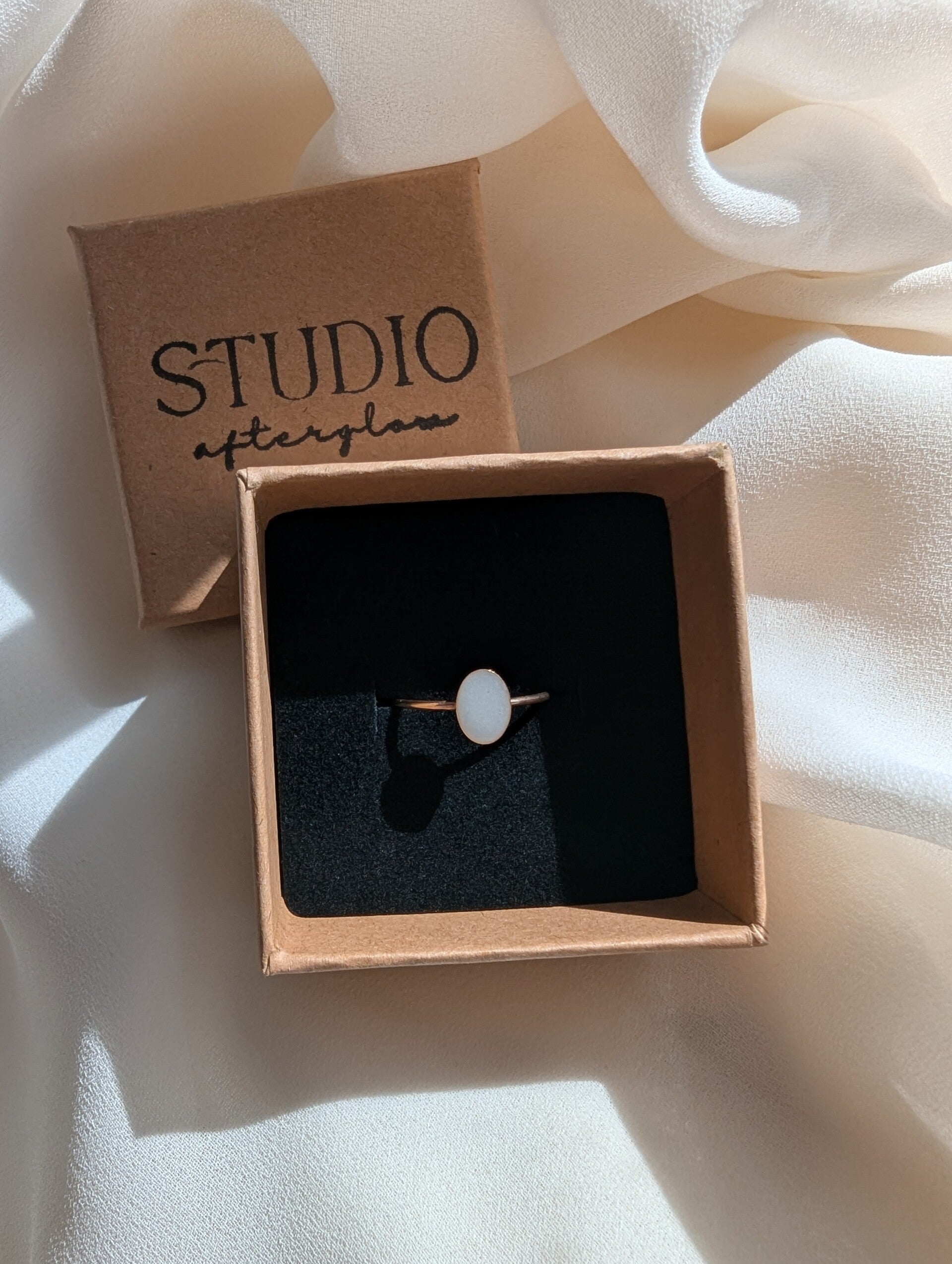 Breastmilk Oval Ring - Gold Filled