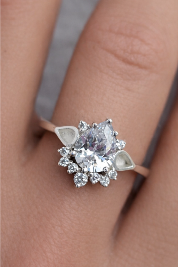 Breast Milk Drop Cluster Ring
