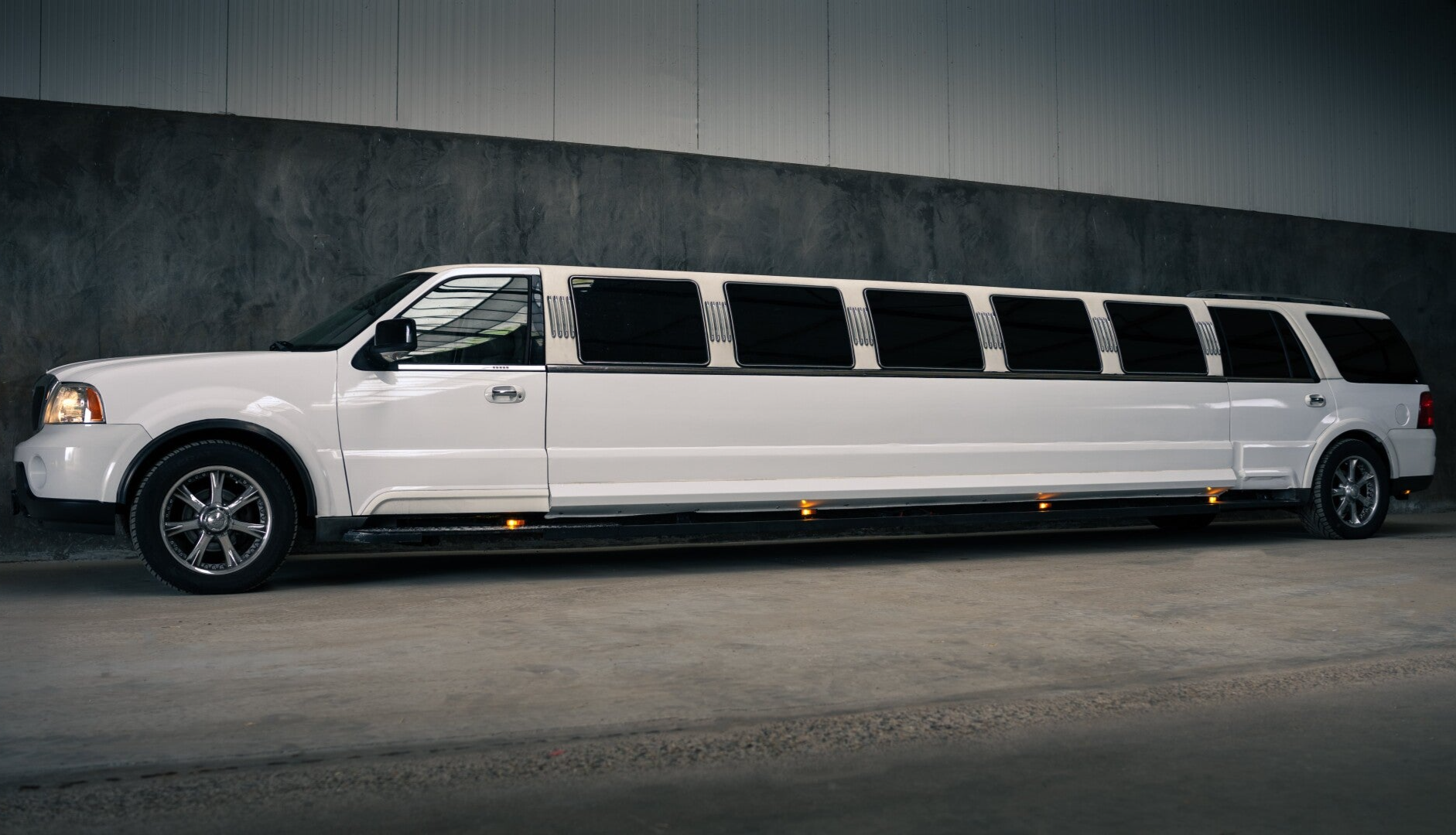 Lincoln Navigator XXL limousine I langste limousine van Nederland
