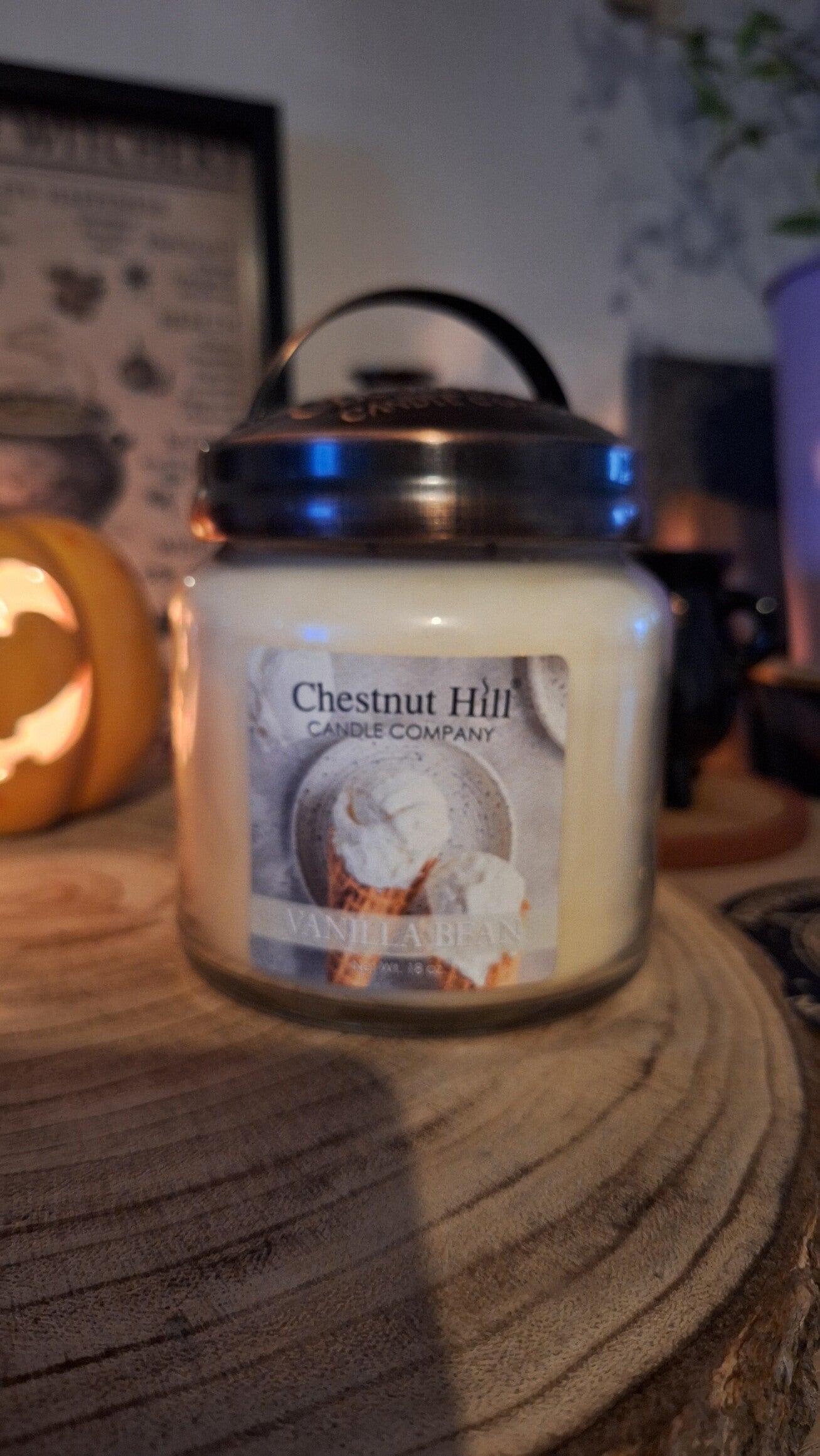 Bougie Chestnut Hill 510g  Vanilla Bean