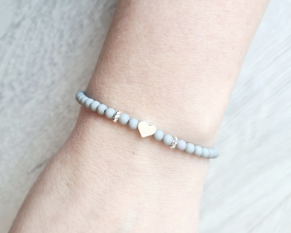 Armband - Silky groen/grijs-zilver hartje