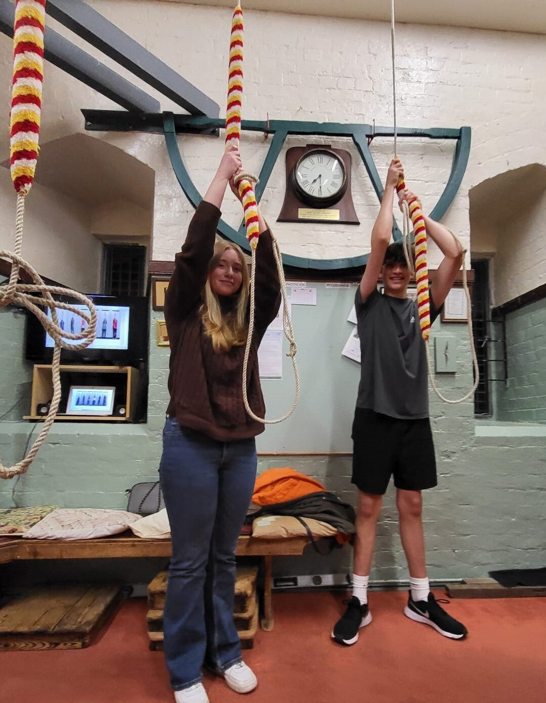 Learn to Ring | St. Anne's Ringing School