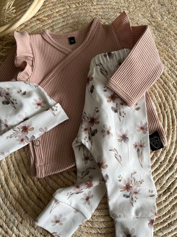 Broekje - flowers oud roze off white