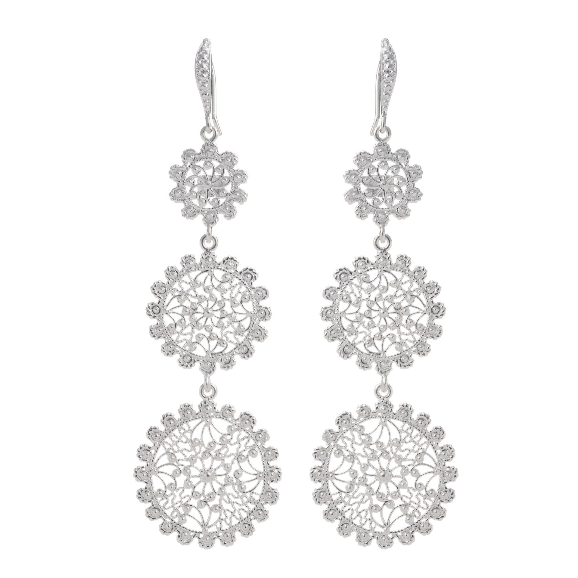 Aretes colgantes modelo Alondra en filigrana