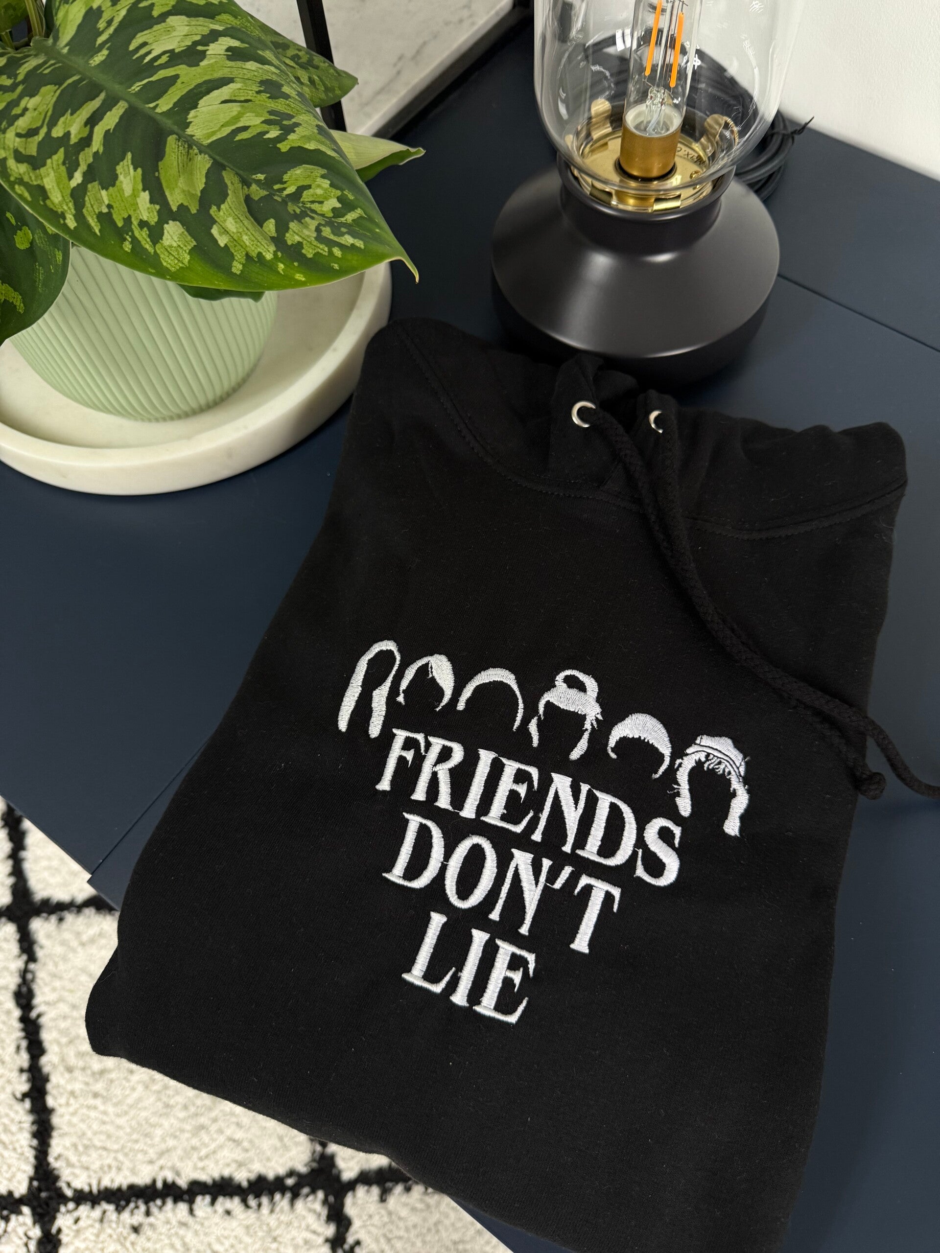 Friends don't lie - Hoodie/sweater