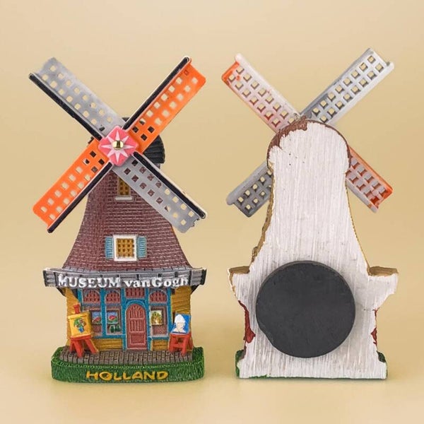 7940 - Magneet polystone molen museumshop 8 cm Holland