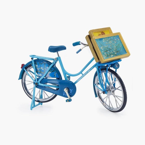 9309 - Fietsje 'van Gogh' 15 cm - amandelbloesem