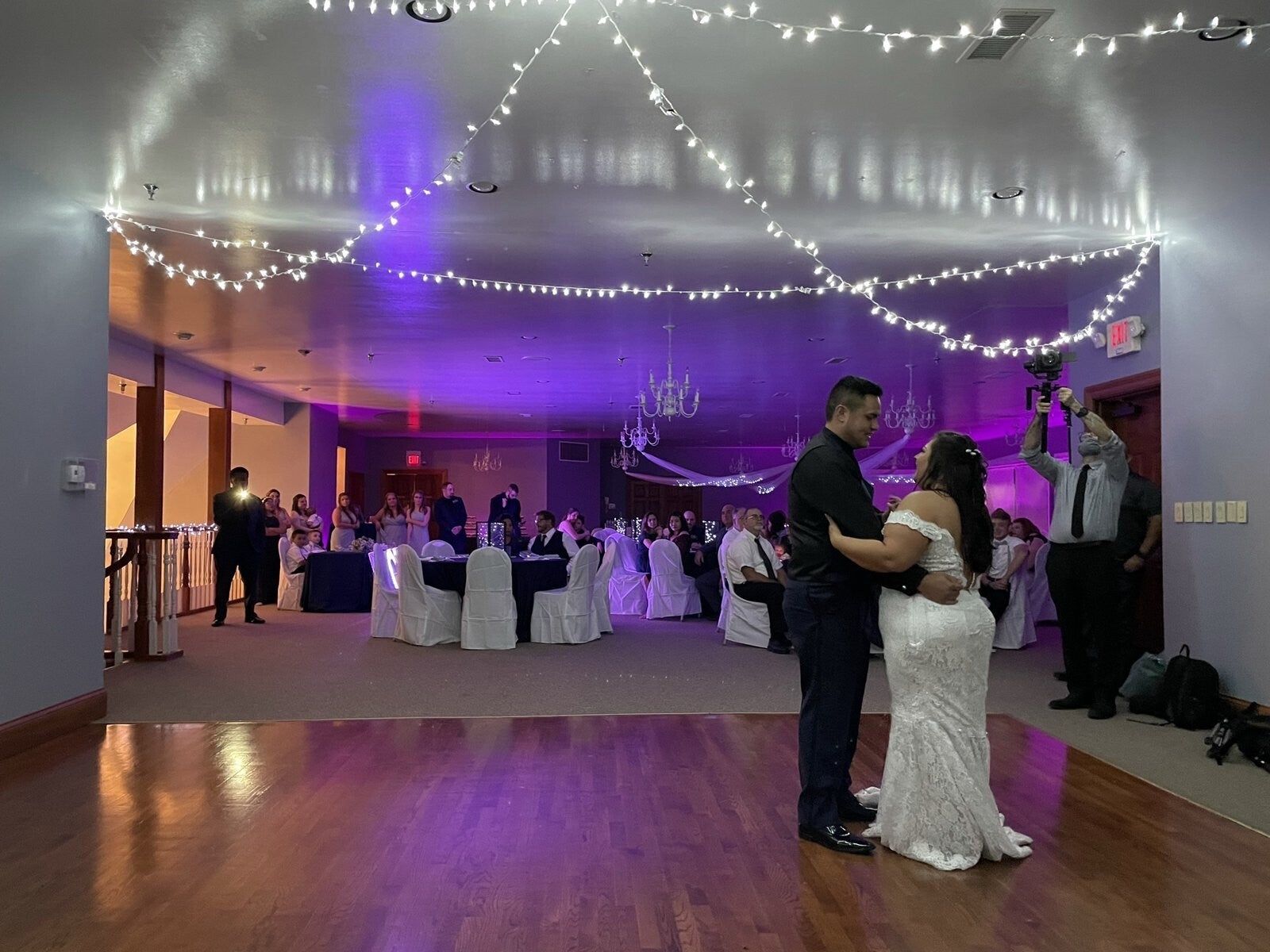 Real Songbird DJ wedding reception in the Owensboro area