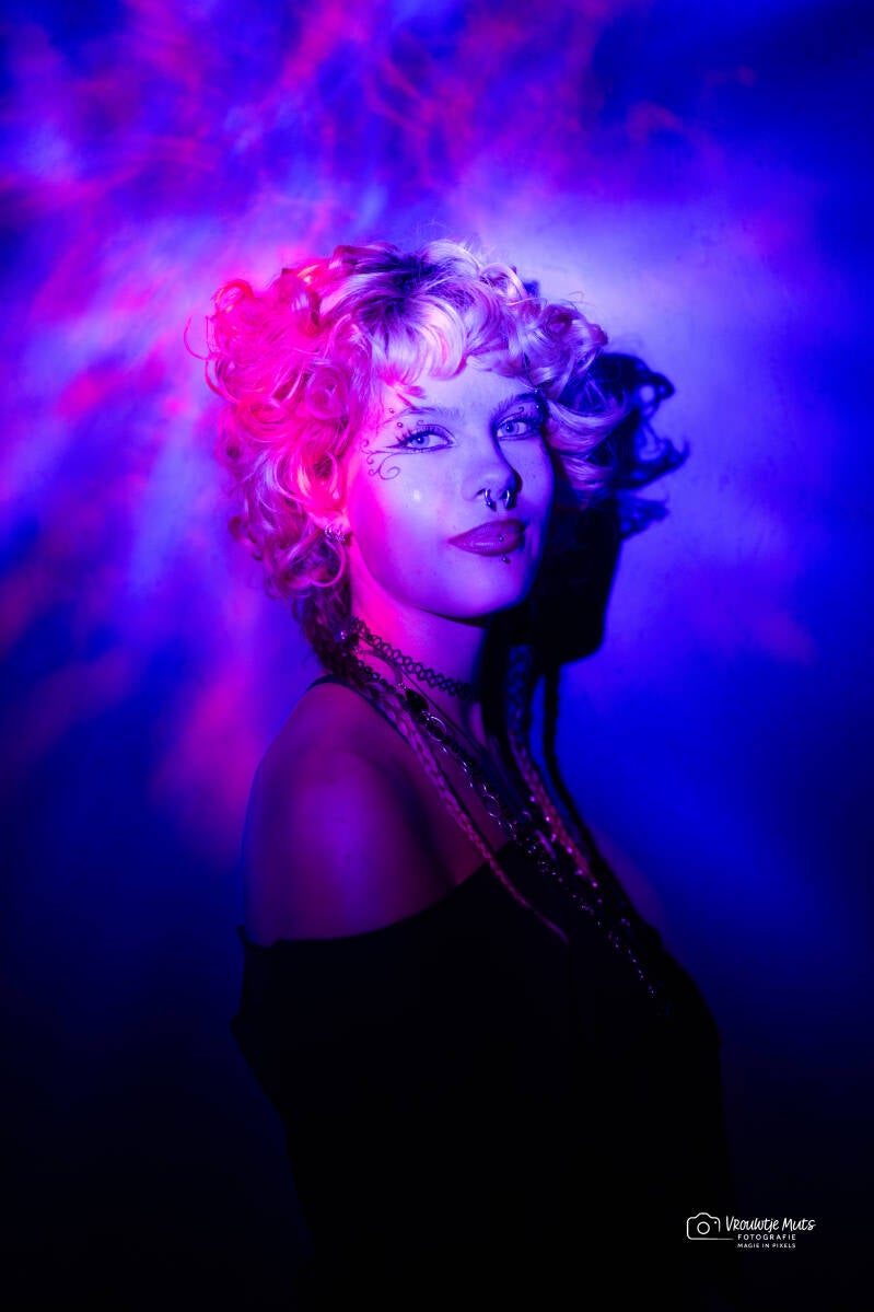 nathalie-met-logo-8-standard.jpg
