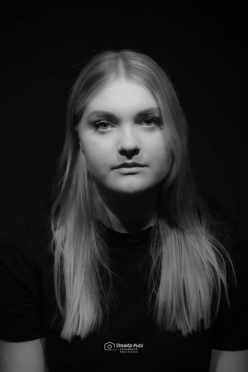 valerie-4-standard.jpg
