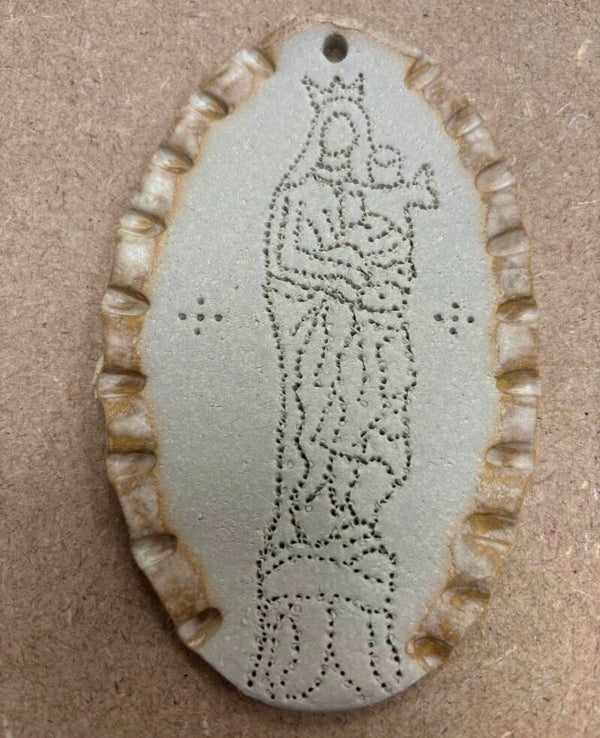 Médaillon céramique - “La bonne mère @