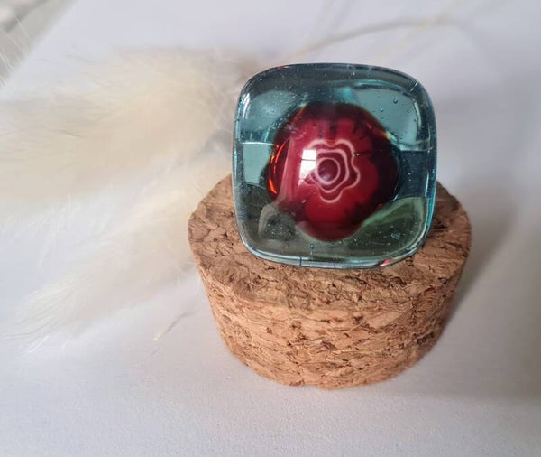 Bague carré en verre