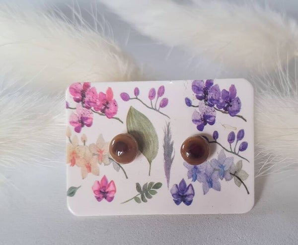 Boucle d'oreille clou en verre