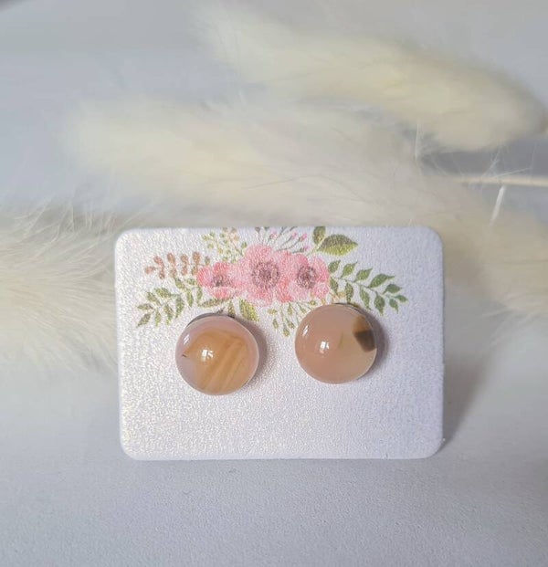 Boucle d'oreille clou en verre