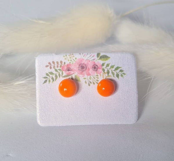 Boucle d'oreille clou en verre