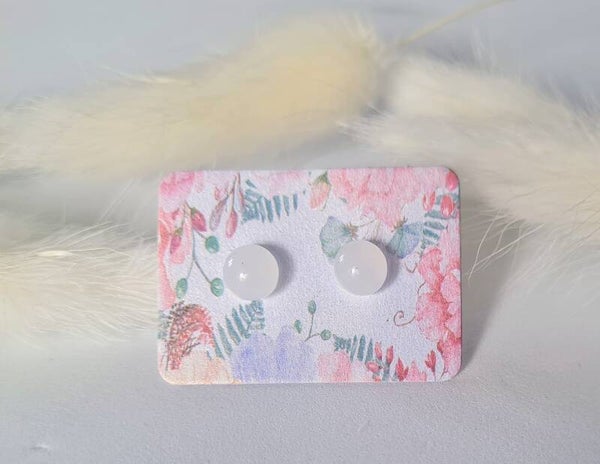 Boucle d'oreille clou en verre