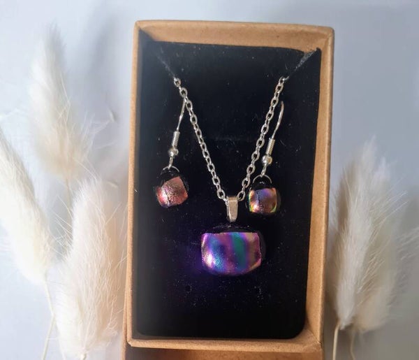 Coffret en verre dichroique