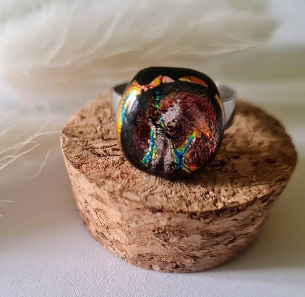 Bague en verre dichroique