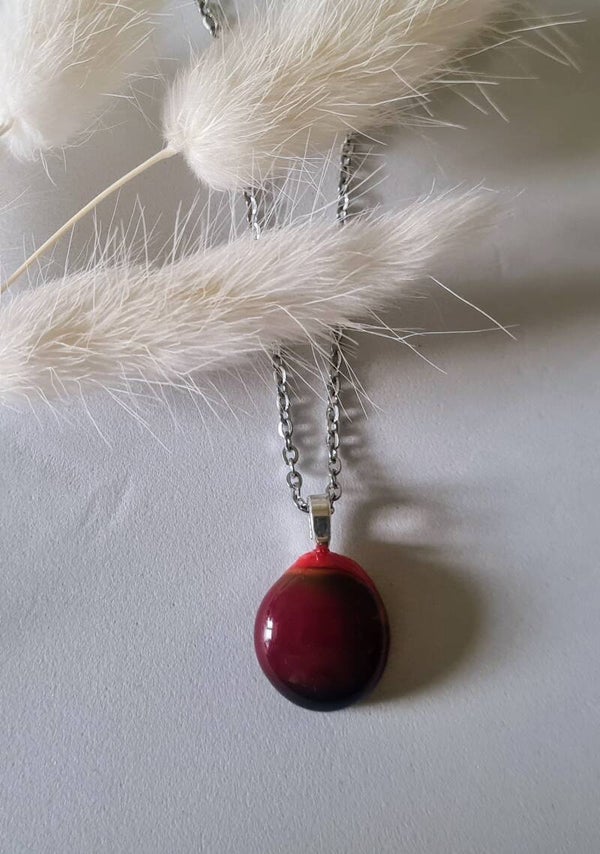 Petit pendentif en verre