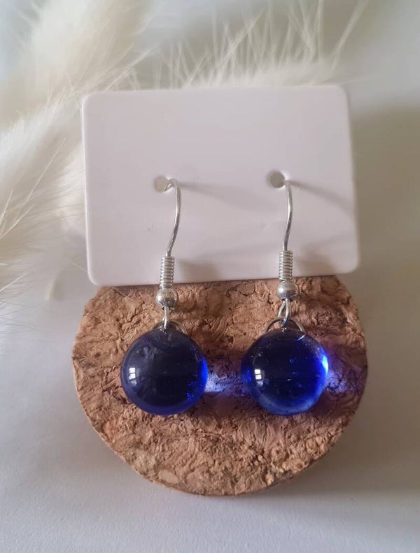 Boucle d'oreille pendante en verre