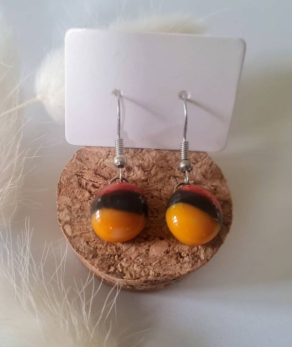 Boucle d'oreille pendante en verre