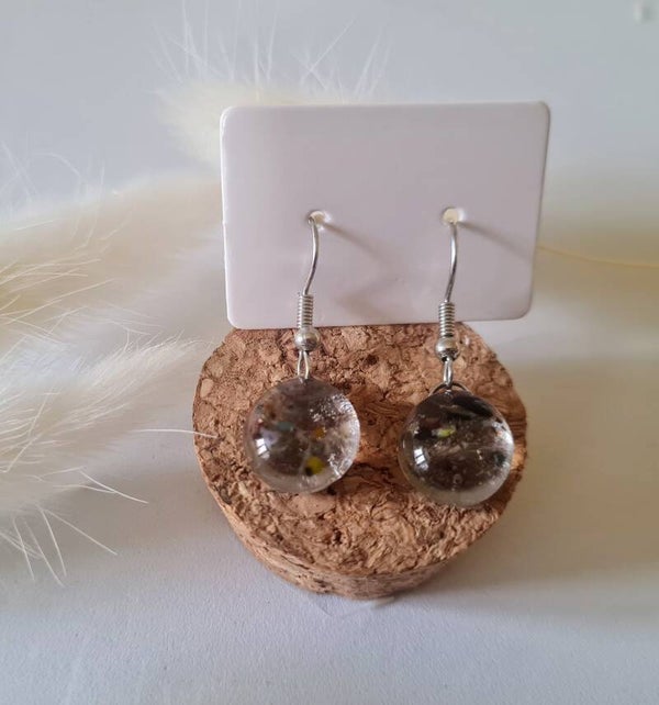 Boucle d'oreille pendante en verre