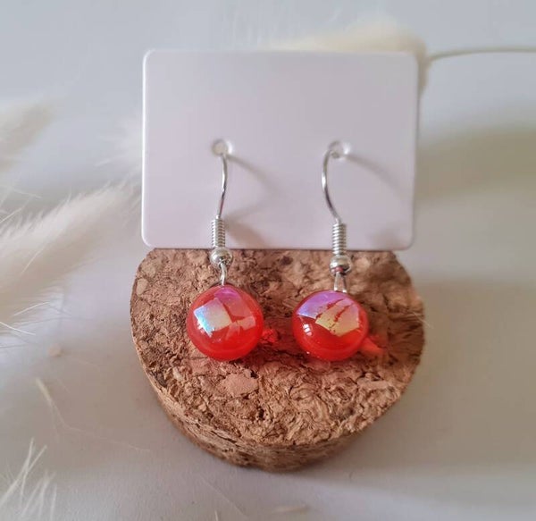 Boucle d'oreille pendante en verre