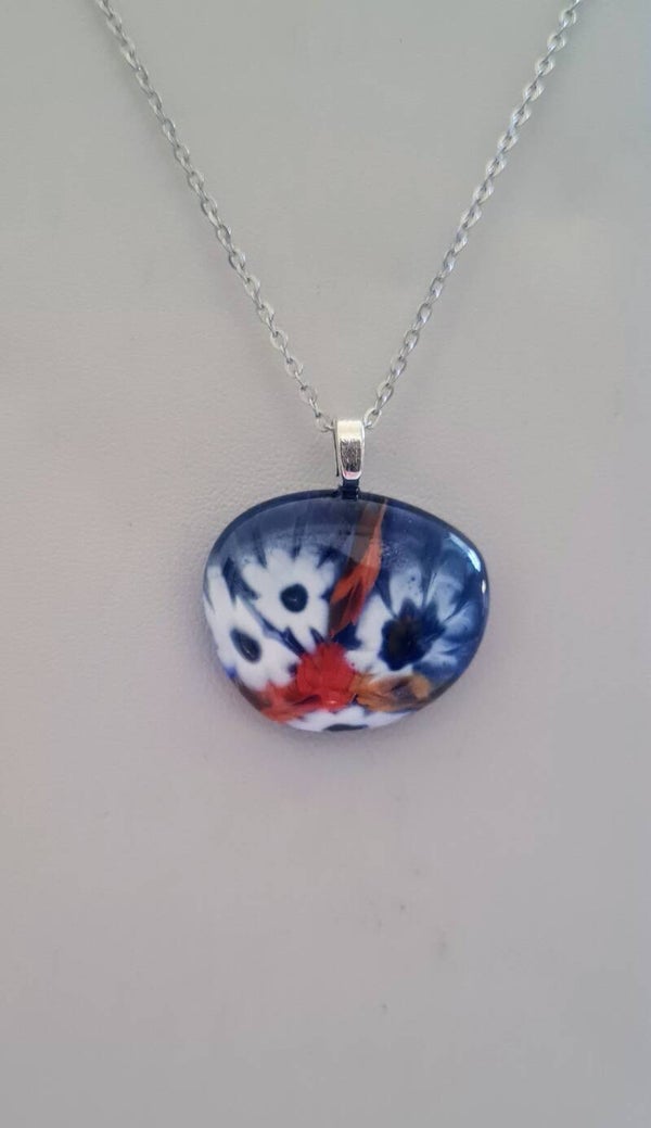 Pendentif en verre fleur